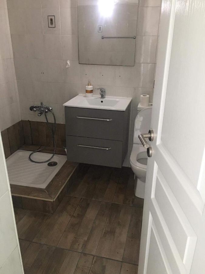 Frangeskos Beach Apartment'S Dhekelia Cantonment Exteriör bild