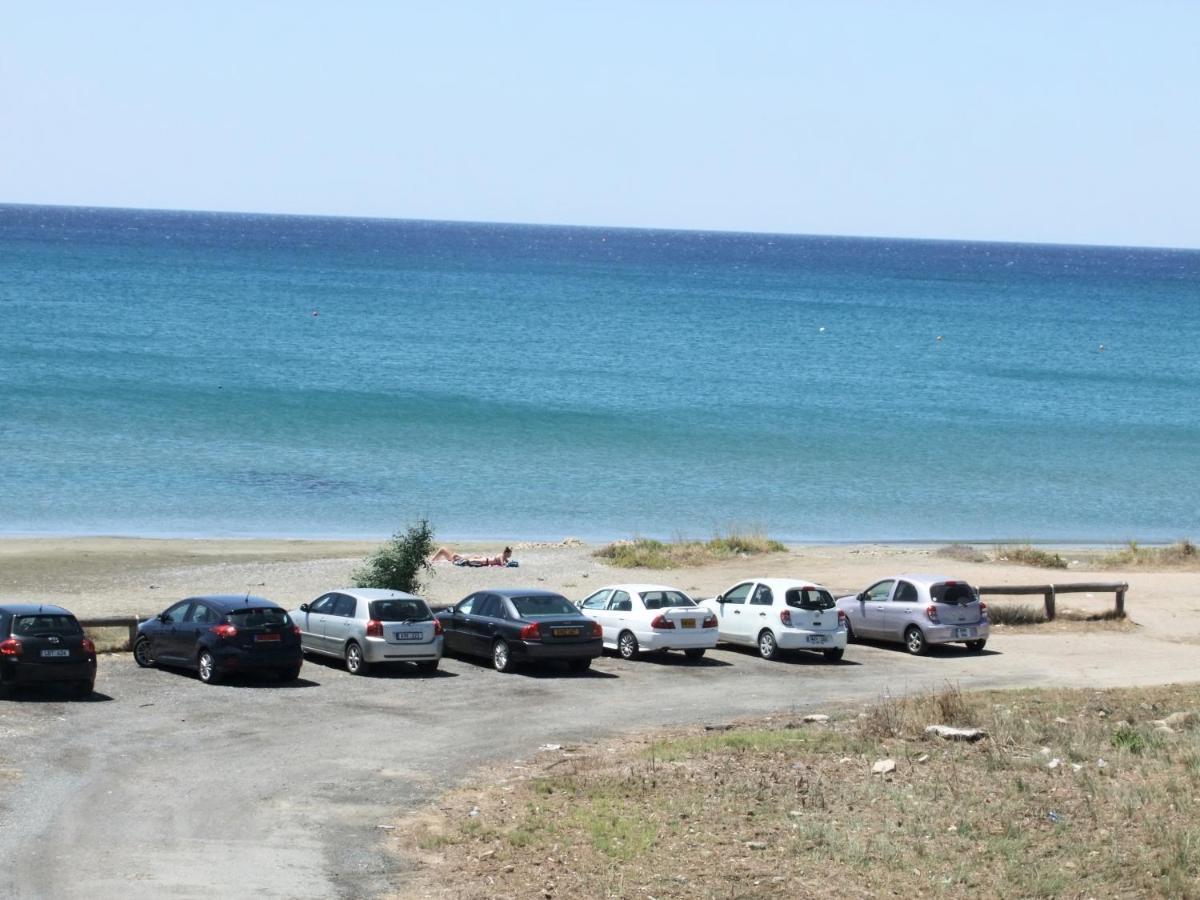 Frangeskos Beach Apartment'S Dhekelia Cantonment Exteriör bild